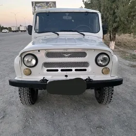 UAZ 469 2001