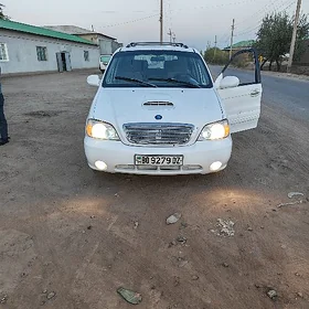 Kia Carnival 2003