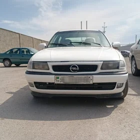 Opel Astra 1998