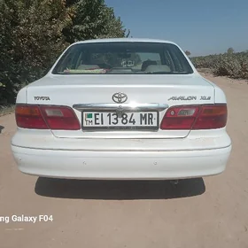 Toyota Avalon 1999
