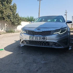 Kia Optima 2019