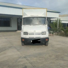 Zil 4331 2002