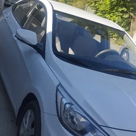 Hyundai Accent 2018
