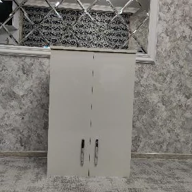 шкаф подвесной