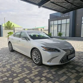 Lexus ES 350 2019
