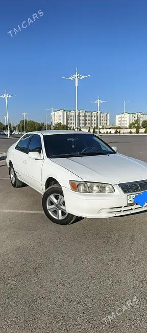 Toyota Camry 2000 - 1