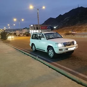 Toyota Land Cruiser 2002