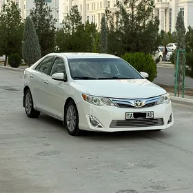 Toyota Camry 2012