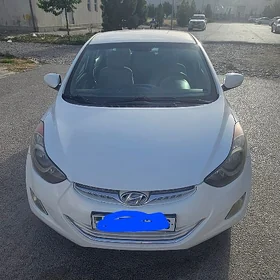 Hyundai Elantra 2011