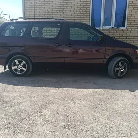 Toyota Sienna 1999