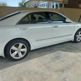 Toyota Camry 2011