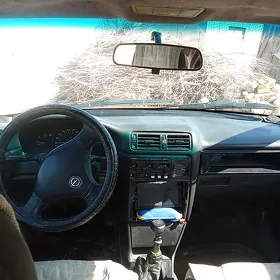 Opel Vectra 1989