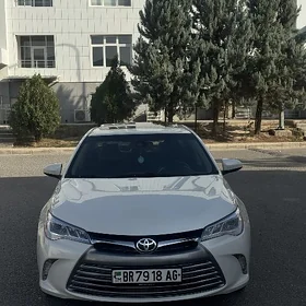 Toyota Camry 2016