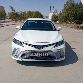 Toyota Camry 2022