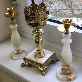 Старинные подсвечник