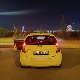 Nissan Versa Note 2015