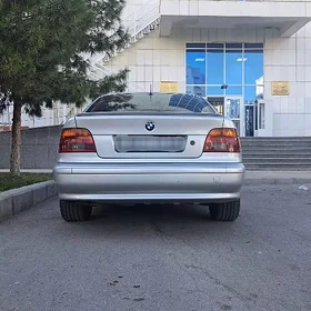 BMW 528 2001