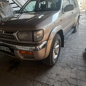 Nissan Pathfinder 1997