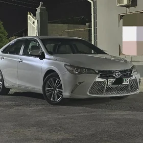 Toyota Camry 2016