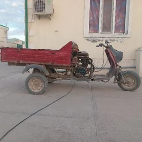 Ural 4320 1990