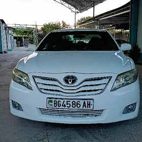Toyota Camry 2010