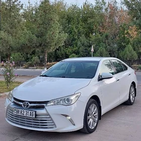 Toyota Camry 2016