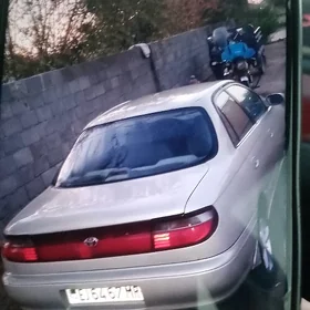 Toyota Carina 1994