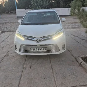 Toyota Sienna 2017