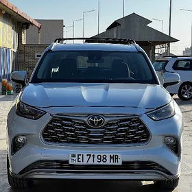Toyota Highlander 2022