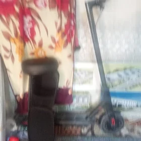 Scooter Tokly