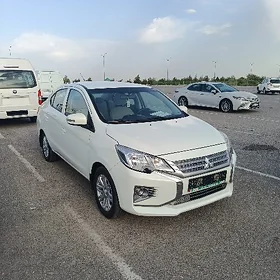 Mitsubishi Attrage 2023