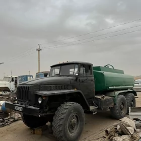 Ural 4320 1991