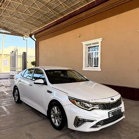 Kia Optima 2020