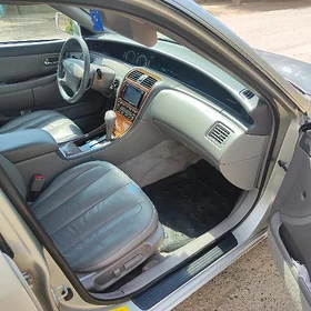 Toyota Avalon 2000