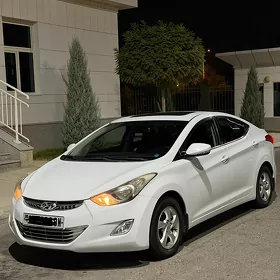 Hyundai Elantra 2011
