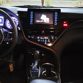 Toyota Camry 2023