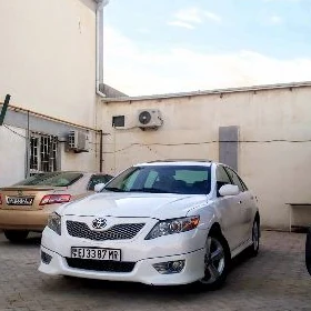 Toyota Camry 2010