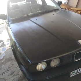 BMW 525 1990