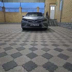 Toyota Camry 2022