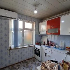 Satlyk taýyn jaý 1 komnat