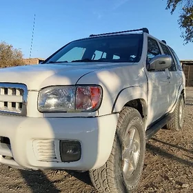 Nissan Pathfinder 2003