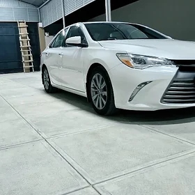 Toyota Camry 2017