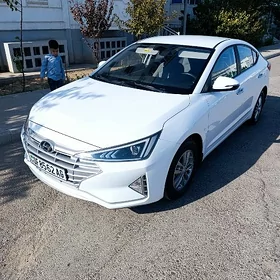 Hyundai Elantra 2019