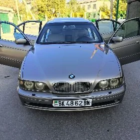 BMW E39 2002