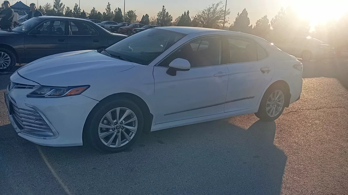 Toyota Camry 2022 - 1