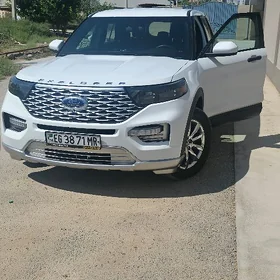 Ford Explorer 2022