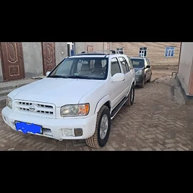 Nissan Pathfinder 2001