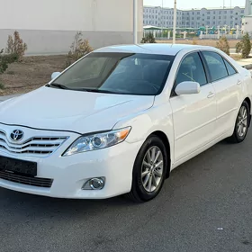 Toyota Camry 2010