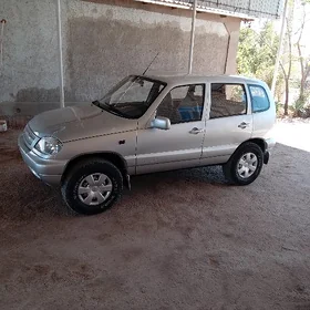 Lada Niva 2005