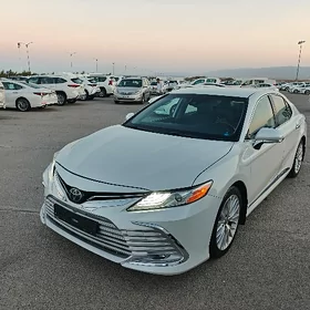 Toyota Camry 2020